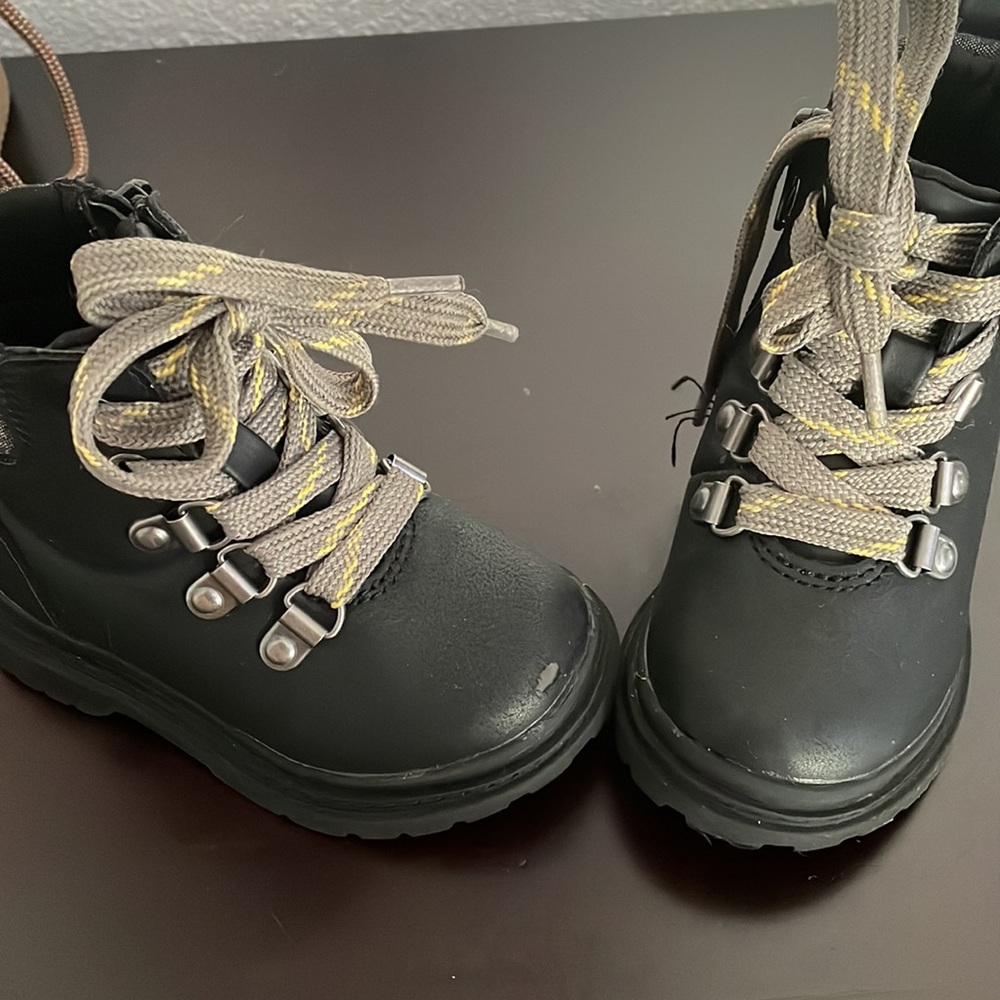 Cat and jack combat boots